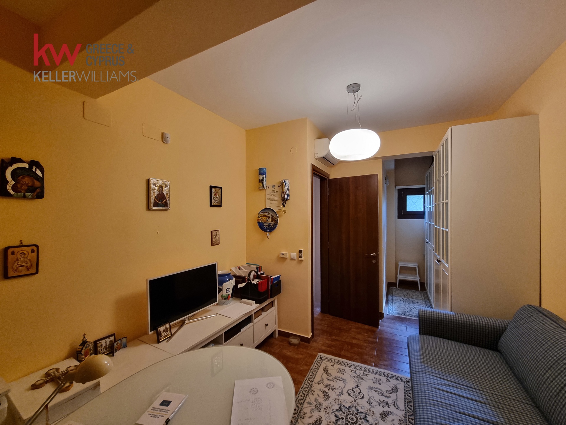 kw-greece-1559023-017-1